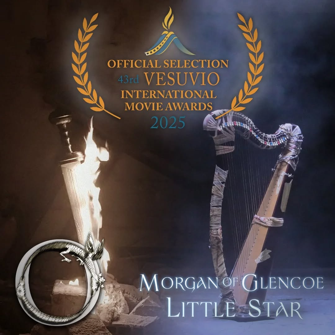 Une pierre, deux coups, ou ici, une coulée pyroclastique, un Pompeii et un Herculanum.

O et le clip de Little Star , en sélection au Vesuvio International Movie Awards 2025, c'est chaudard.

@vesuviointernationalmovieaward 

Little Star : http://www.youtube.com/watch?v=h1qdifo1ceo
 

O : https://youtu.be/_xqGWMb6CBU?si=kWHj14elpdrgRwHN

@ophelie.charpentier.artist
@gerostenkorp @jennhma @bansheexuan.mua_visualart @fabienlegeron @morganofglencoe @philemon.jdr @ludivinefrnr @drumtopia22 

#vesuviointernationalmovieaward  #courtmetrage #shortfilm #festival #mythology #musiqueceltique #breizh #awardwinners #celticmusic #celticharp
#musicvideo