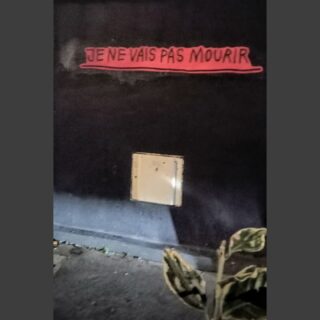 Au hasard d'une rue. Gonna do this.