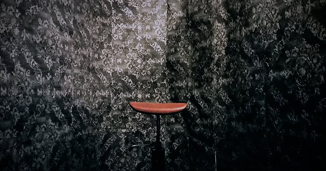 A dubious resting spot